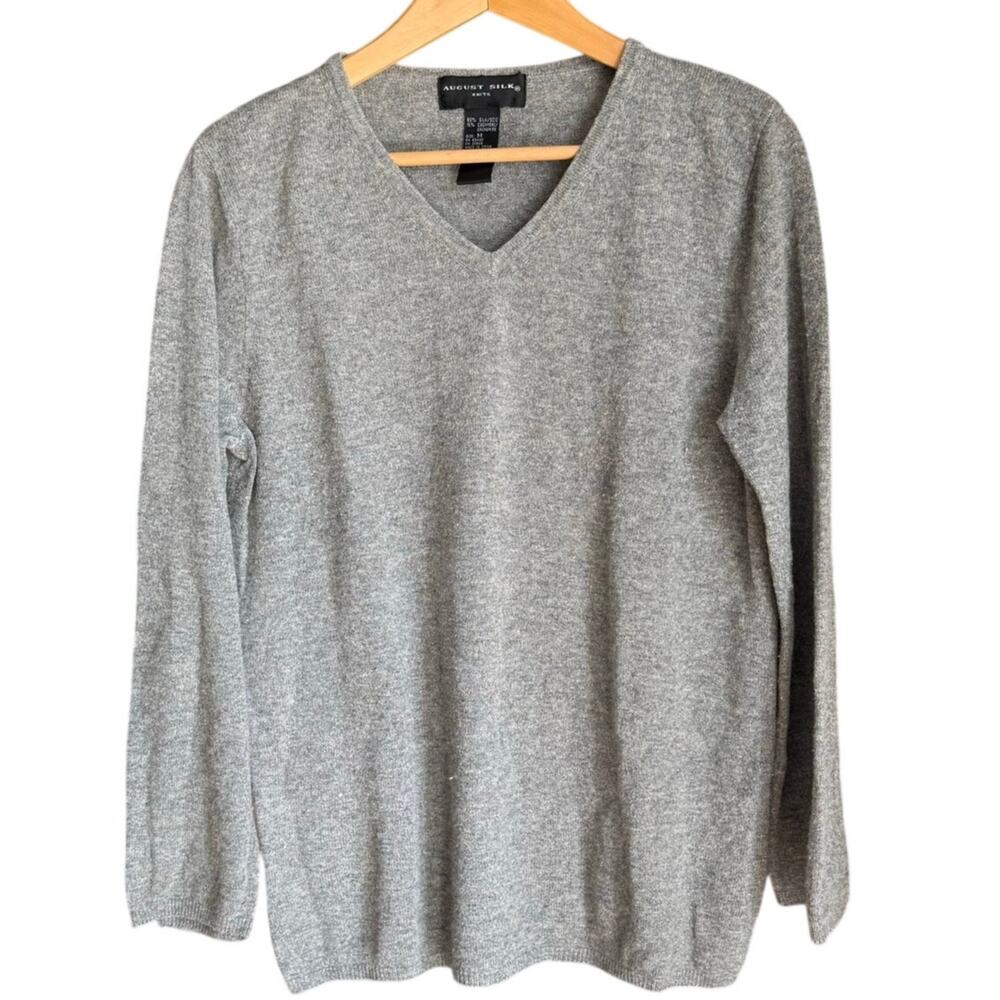 August Silk Gray Silk Cashmere Blend V-Neck Knit Sweater Sz M Soft Cozy Classic